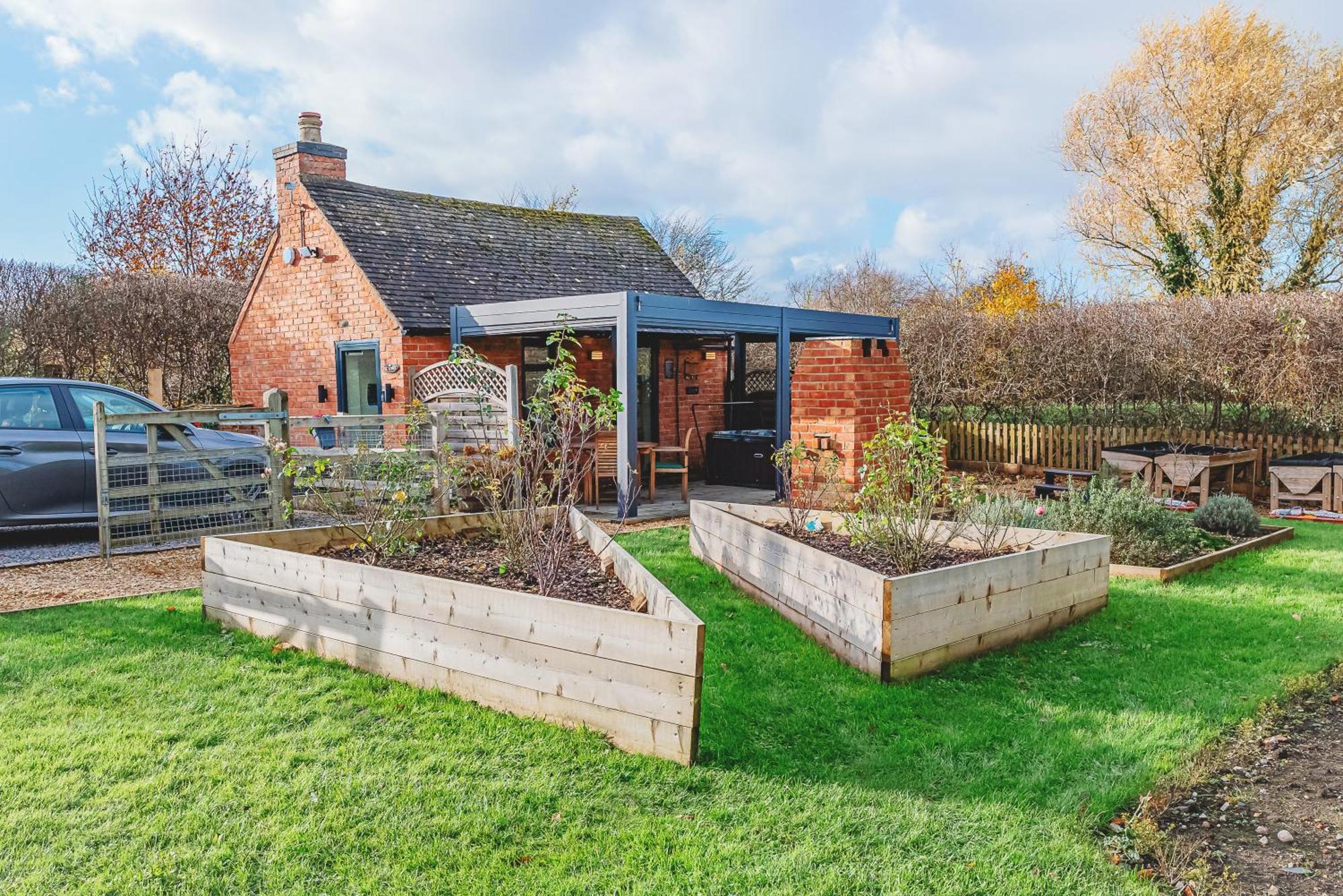 Cottage With Hot Tub - Near Cheltenham And Tewkesbury Exterior photo